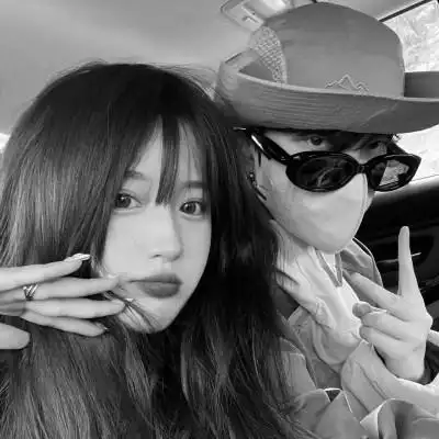 高级情头真人黑白一对两张图片