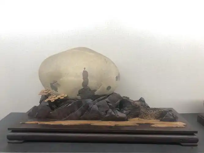 重庆弘木坊奇石底座设计加工厂,大量接单中.