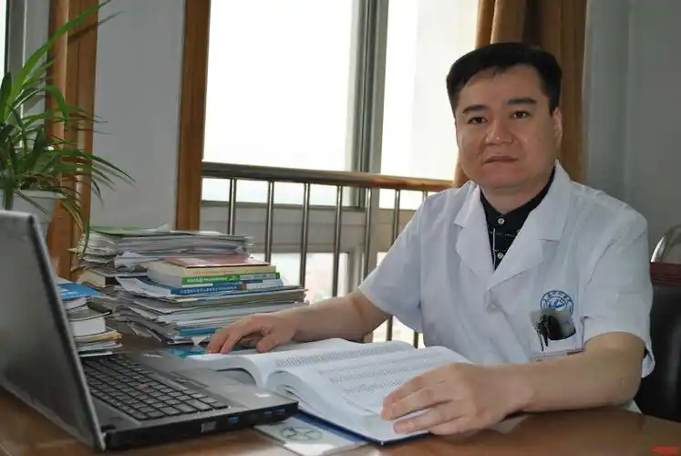 莱芜中心医院呼吸科专家刘伟:慢阻肺规范诊疗是关键