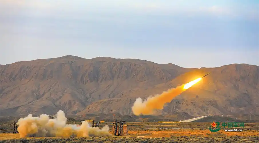 锤炼防空作战能力,实弹射击训练火力十足!