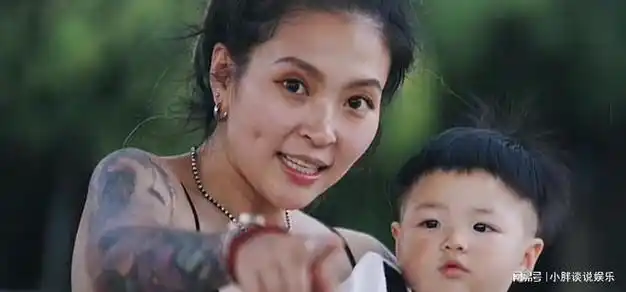 毕夏给自己的孩子过了一岁大寿!