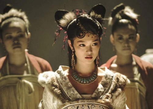 唐僧跟金鼻白毛老鼠精有什么什么样的情史纠葛?