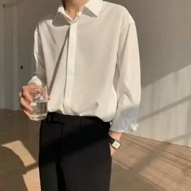 高清帅气的男部位头像衬衫不露头图片