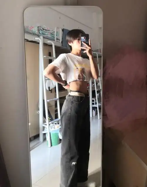 不敢发在朋友圈  #在平凡日子里热爱生活  #练出腹肌马甲线