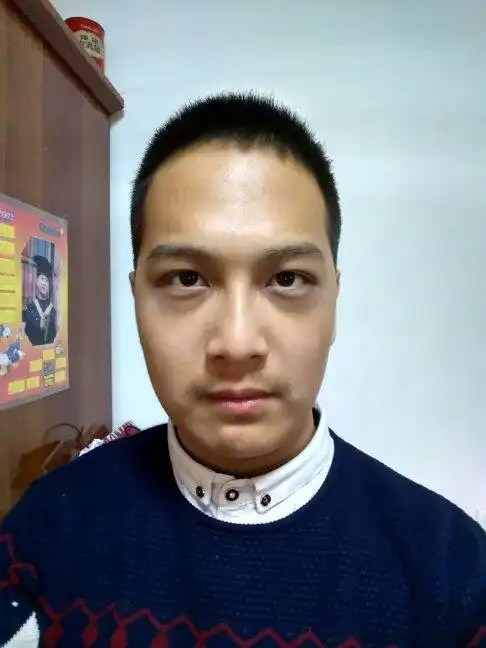 会看面相的来看看我的眉骨是不是不太正常