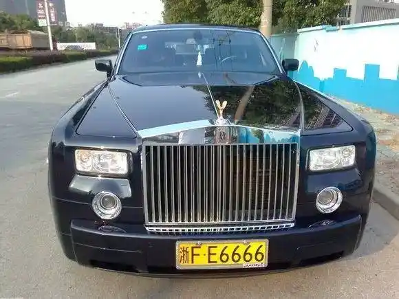 全国最牛黄牌车,几千万的车,上百万的牌!