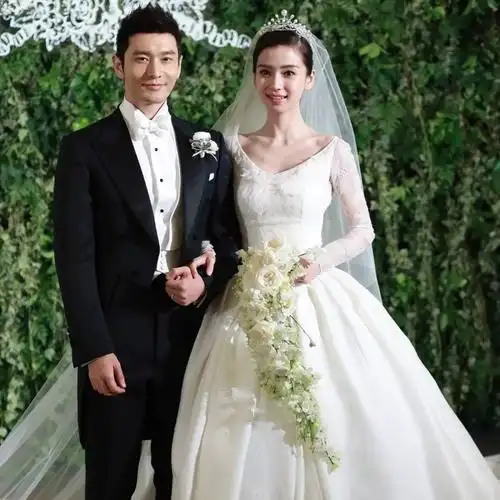 高级机密赵丽颖结婚一定pick它家的婚纱