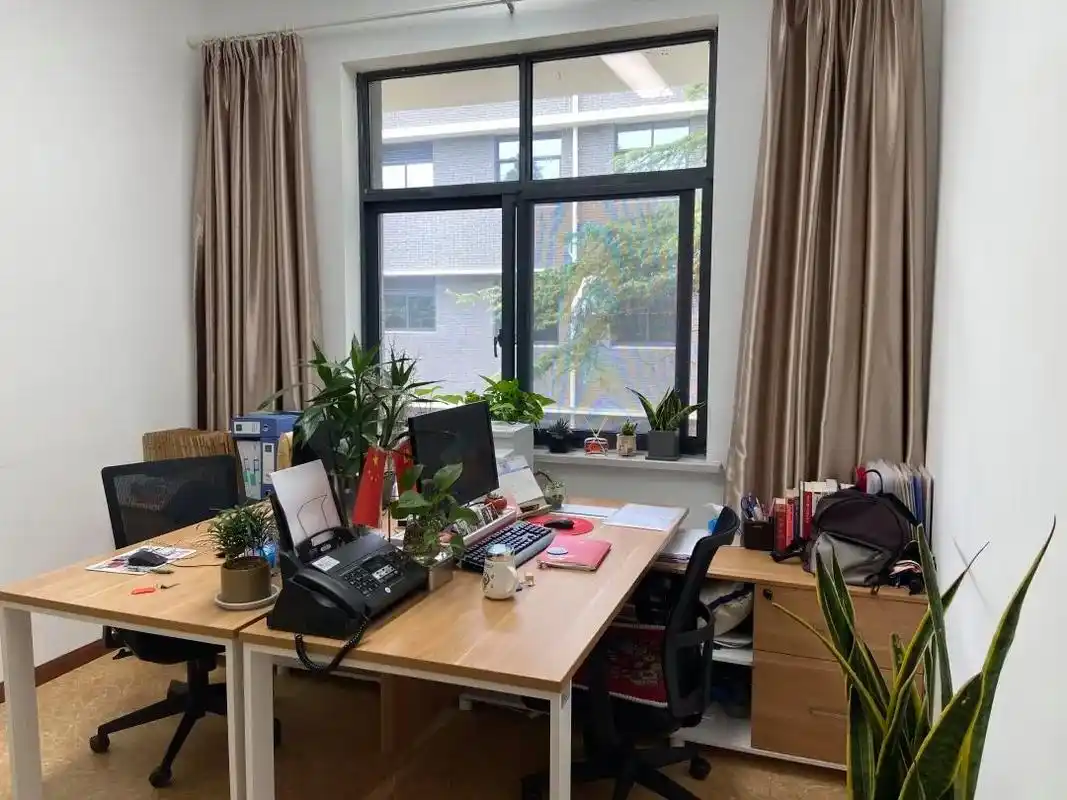 梦想拥有这样一间办公室