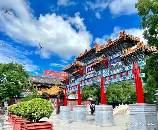 石家庄市荣国府景区即日起至28日,每晚七点至九点,夜景免费