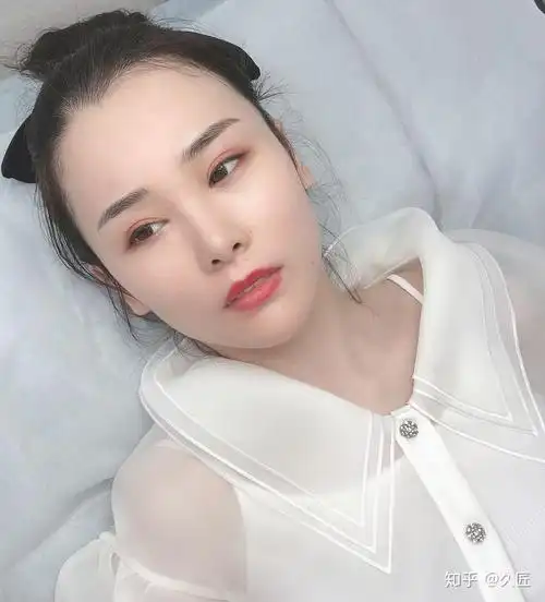 刚纹完的眉毛什么样子