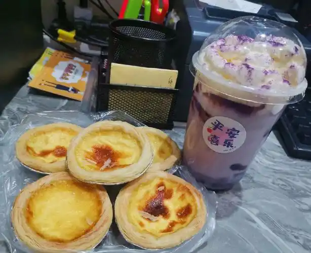 旺仔牛奶蛋挞 芋泥雪顶奶茶