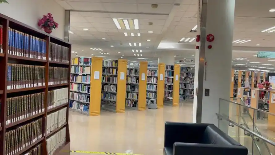 澳门科技大学图书馆学习日常:和我一起度过一个认真学习,放肆玩耍的