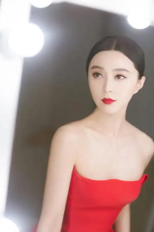 偷税丑闻影响片约 范冰冰或被国际大片"开除"