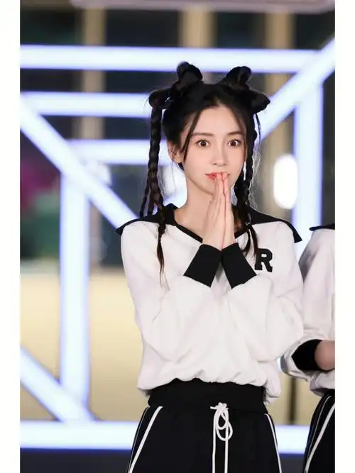 angelababy奔跑吧造型图释出