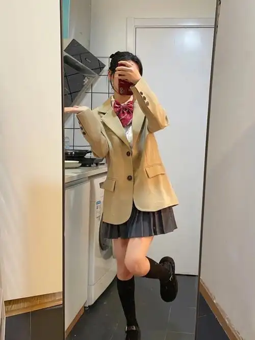 平价jk西装外套小个子女生轻松拥有漫画腿