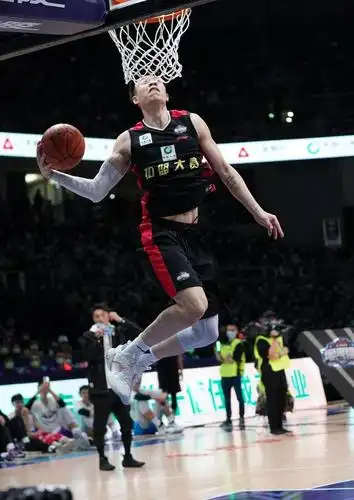 篮球——cba全明星赛:张镇麟获扣篮大赛冠军