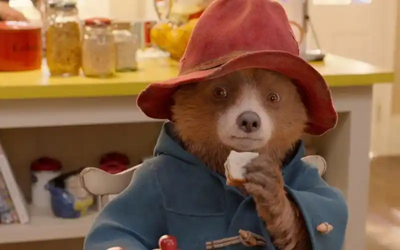 【1080p】《帕丁顿熊2》"小熊"遭"休格兰特"陷害官方第二版预告片