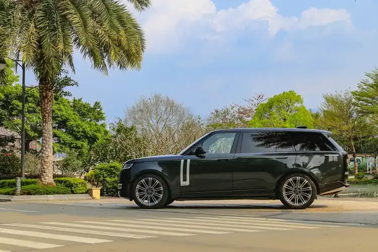 深度试驾全新路虎揽胜:不可一世的旧日霸主,新时代能否续写辉煌