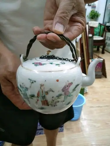 清末茶壶一把