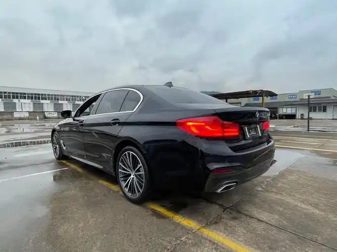 宝马 宝马5系  2020款 530li 尊享型 m运动套装图片