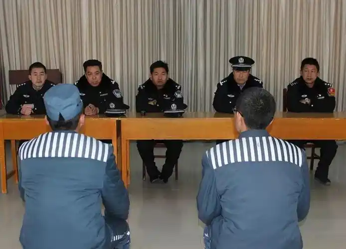 【社会】固原监狱两名服刑人员竟能回家过年.