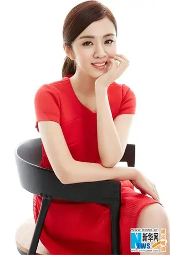 新晋人气小花旦王晓晨登杂志封面 气质清新尽显多面魅力(4)