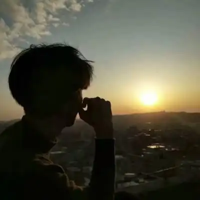 扣扣头像男生模糊_头像图片_扣扣乐园