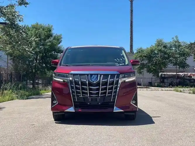 全新一代丰田埃尔法正式上市售89909090万元