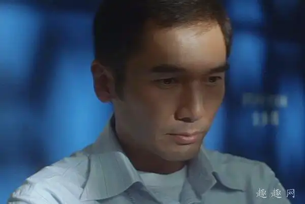 《旺角黑夜中》的方中信对于方中信,爱看电影和电视剧的观众对其不会