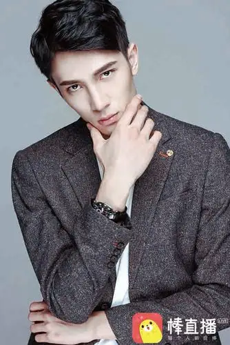 父女空降厨男的诱惑李向哲陈斯琪厨房秀颜艺