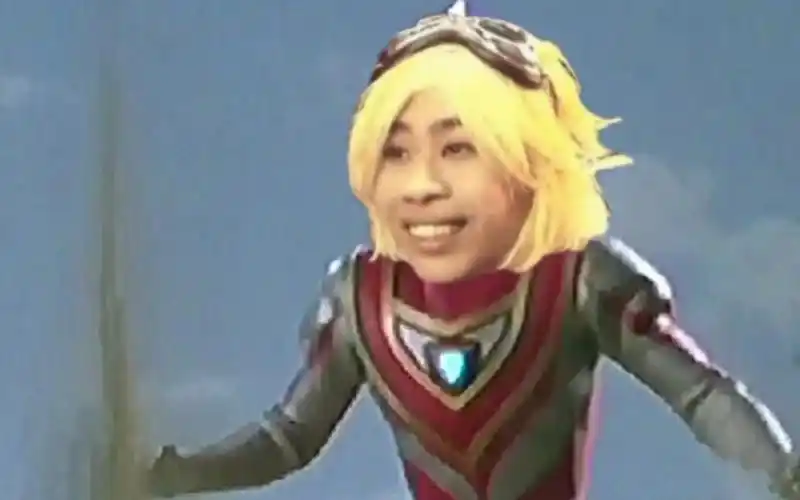 我直接变身盖亚