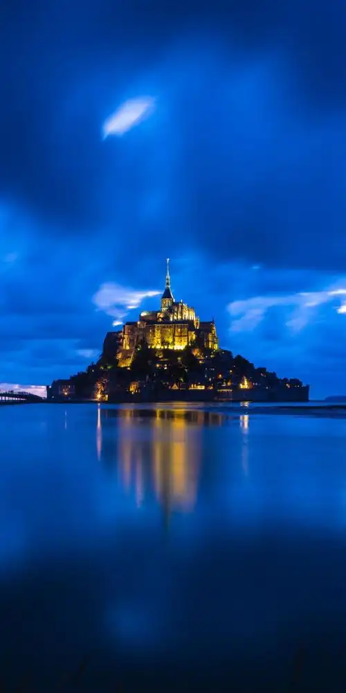 好漂亮的城堡,像童话故事里一样