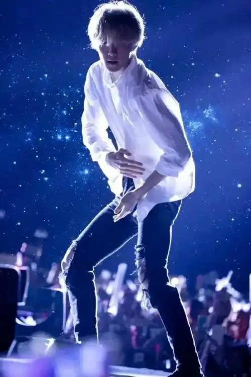 有人说吴世勋帅,我甩手就给了他一巴掌