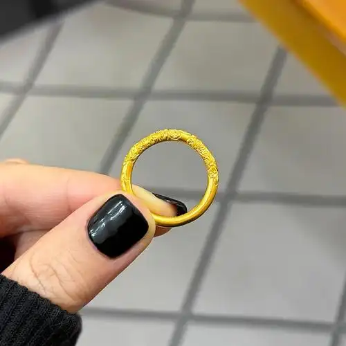 黄金紫荆花古法素圈戒指女士足金999樱花浮雕指环女朋友礼物龙年