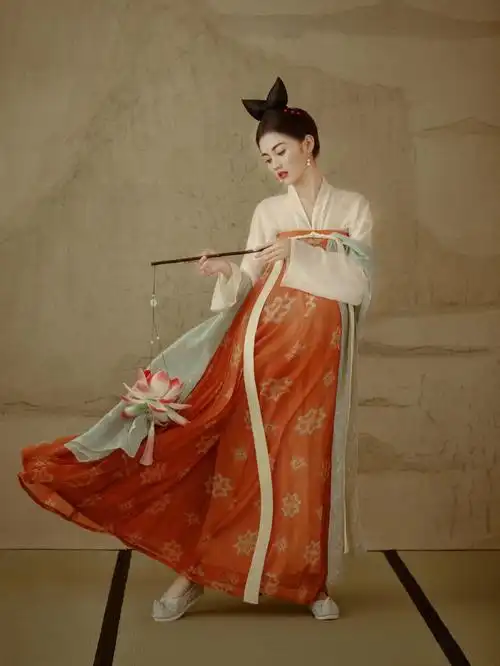 梦回大唐唐宫仕女图孕妇照