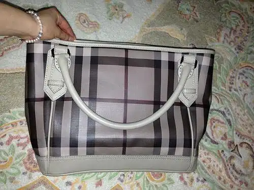 全部低价转 均为正品 私人物品 闲置所以低价转 欢迎询价  可以加qq