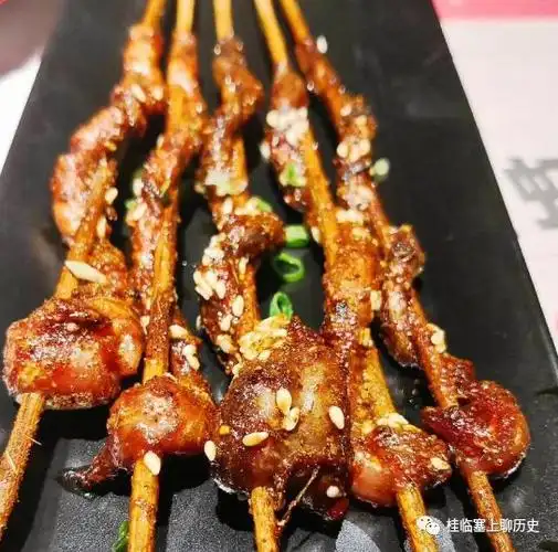 广西味道烤猪鞭没吃过怎么能算是体验过广西的烧烤尝试一下可能会颠覆