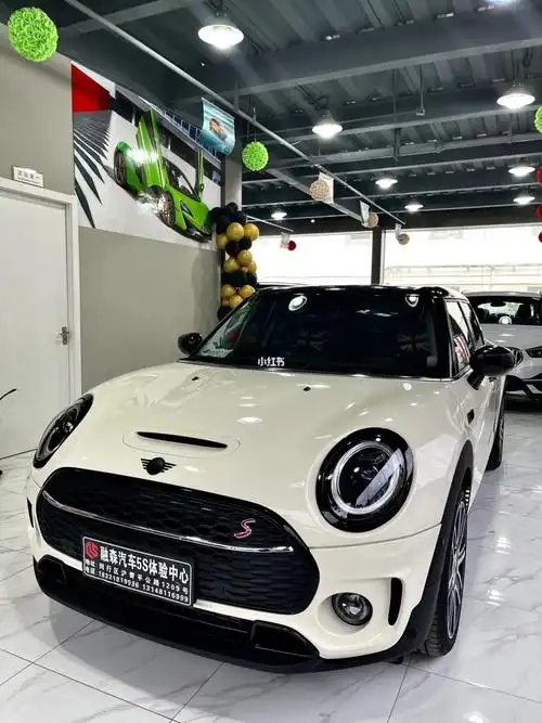 宝马mini 6门指导价34.98!优价私我