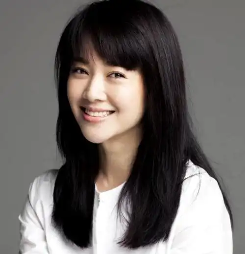 左小青泳装下水惊艳众人,网友:真心动了!太美了