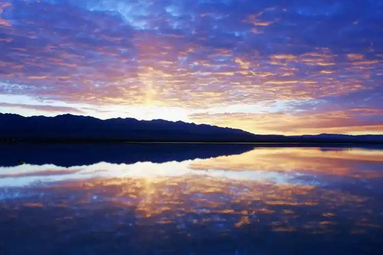 西北之旅 -《茶卡盐湖》