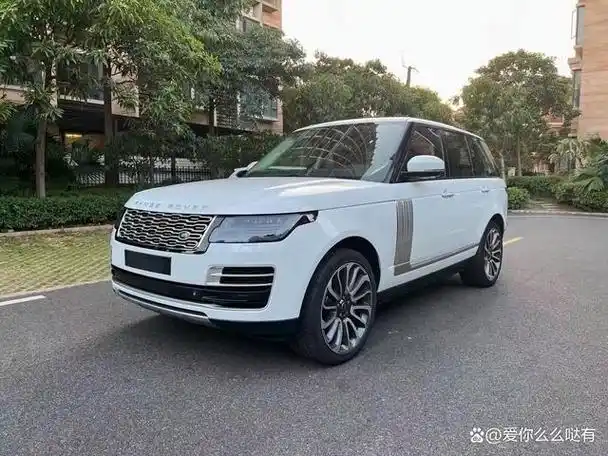 2022款路虎揽胜5.0t 全款28万 创世尊崇行政四座 独特的魅力