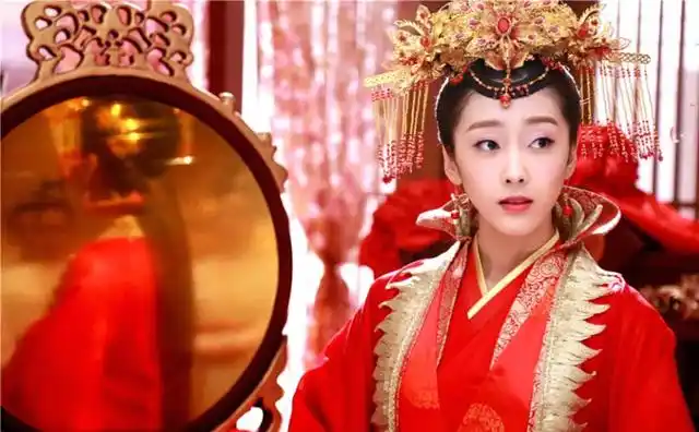 陈情令:江厌离大婚,魏无羡却无法参加,江厌离竟穿着嫁衣来见他