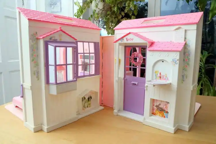 芭比娃娃玩具图片