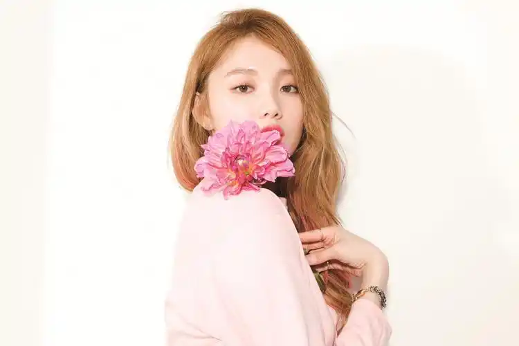 举重妖精李圣经性感清纯随意切换