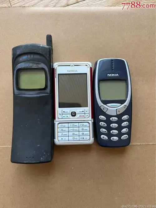 诺基亚老古董手机