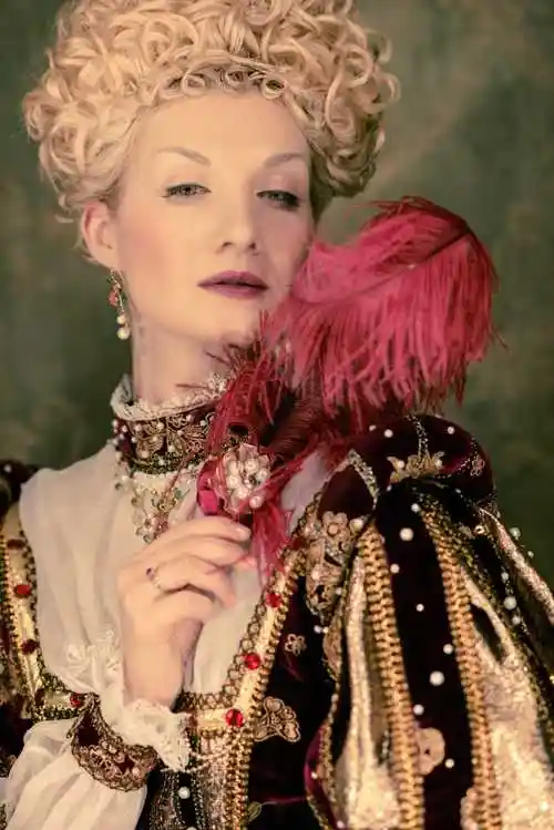 高贵的女王殿下