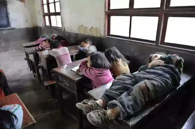 农村长大的60后70后80后们,你还记得儿时读书的场景吗?