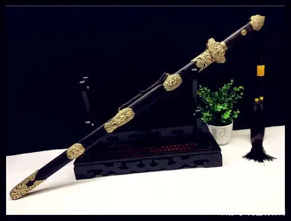 「鉴赏」乾隆皇帝御用佩剑-百炼钢