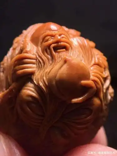 实力派核雕大师「刀客」老师本工《万佛朝宗》