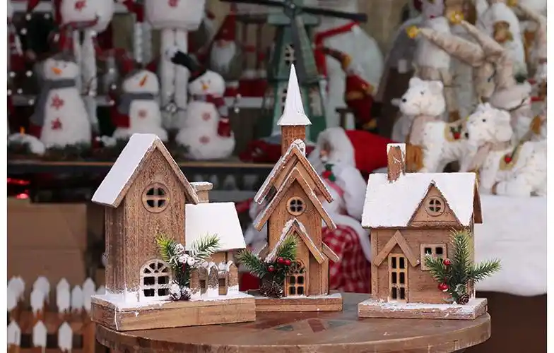 小木屋圣诞装饰用品圣诞发光雪房子圣诞木质雪屋圣诞场景布置摆件